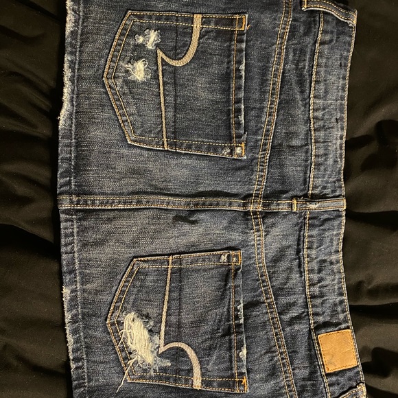 Skirt - Picture 2 of 4